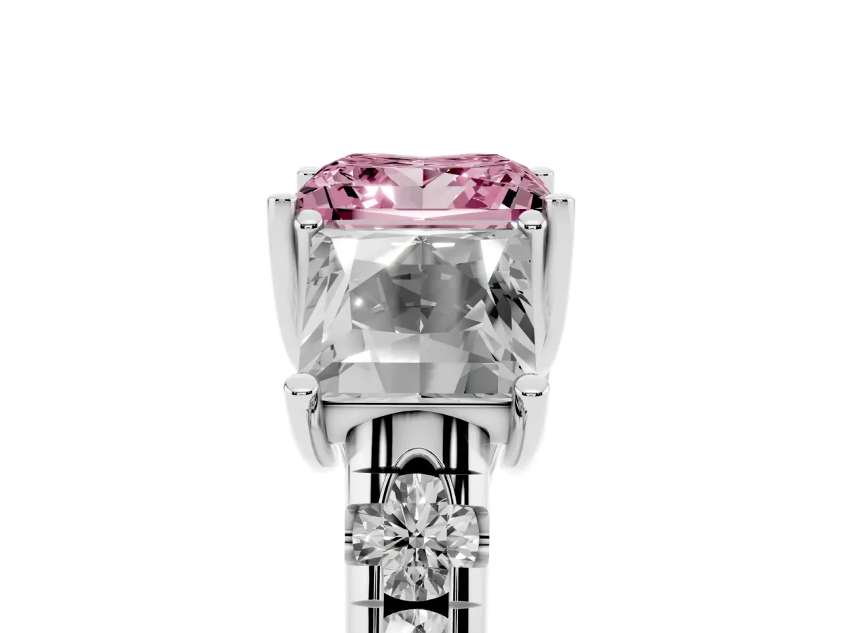 Fancy Pink Three-Stone Princess Cut Diamond Pavé Band with Prong Setting Silver