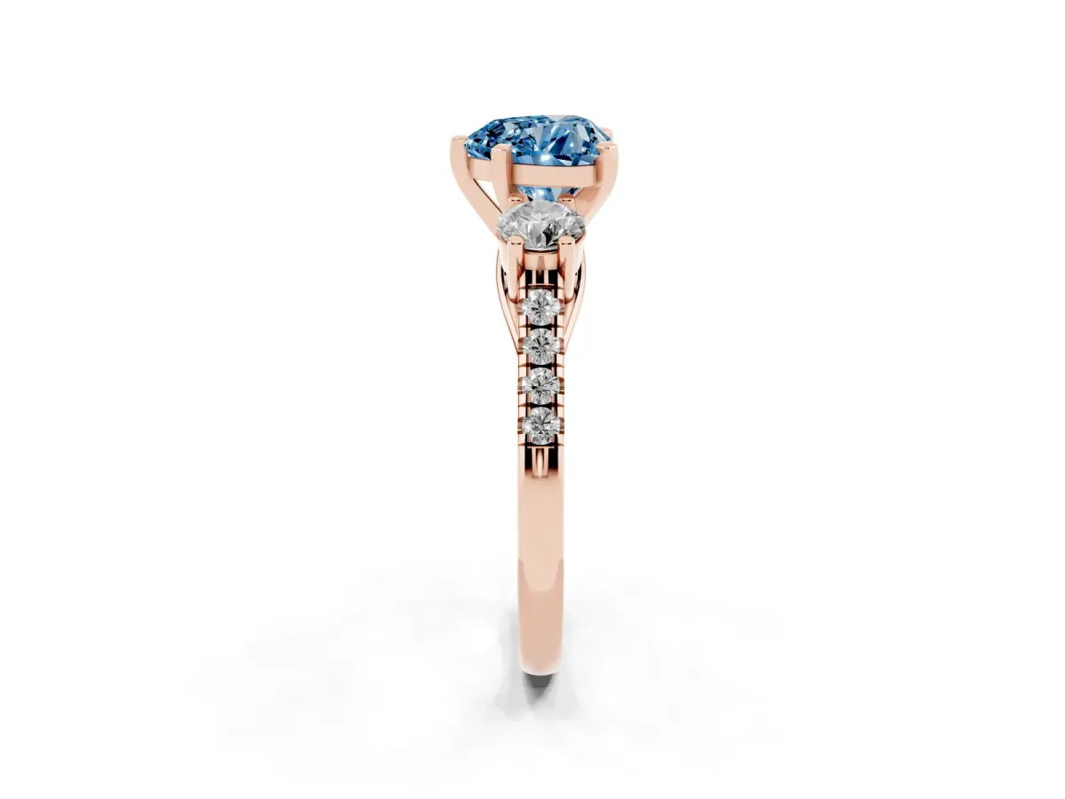 Fancy Blue Three-Stone Heart Cut Diamond Pavé Band with Four-Prong Setting Rose gold