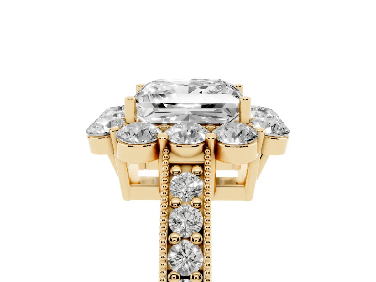 Princess Cut Cut Halo Diamond Pavé Engagement Ring with Milgrain Detailing Yellow gold