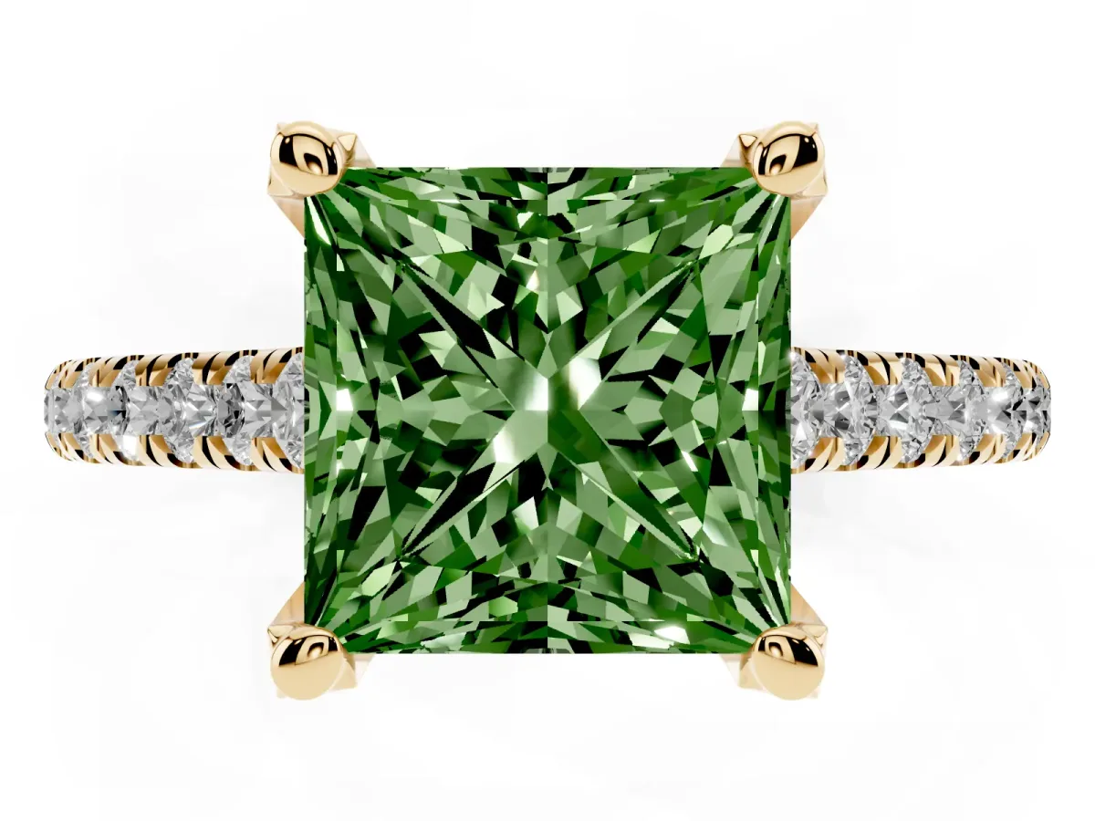 Fancy Green Princess Cut Brilliant Diamond Solitaire with Pavé Band and Four-Prong Setting Yellow gold