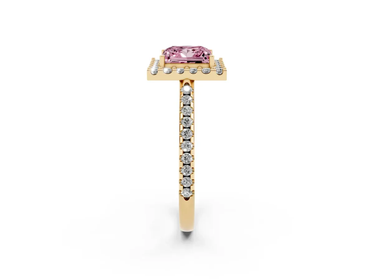 Fancy Pink Princess Cut Diamond Pavé Halo Ring with Four-Prong Setting Yellow gold