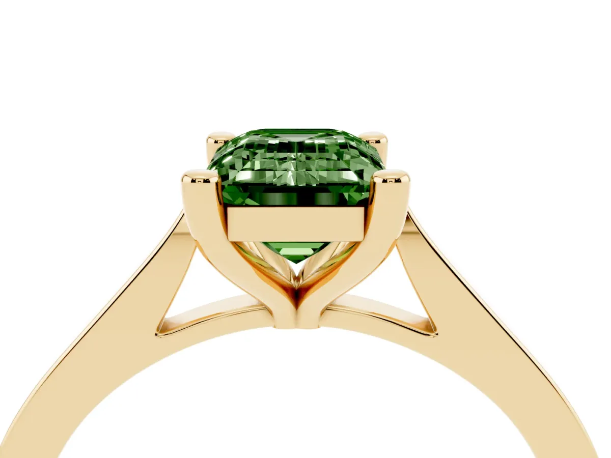 Fancy Green Emerald Cut Solitaire Diamond Ring with Four-Prong Setting and Tapered Band Yellow gold