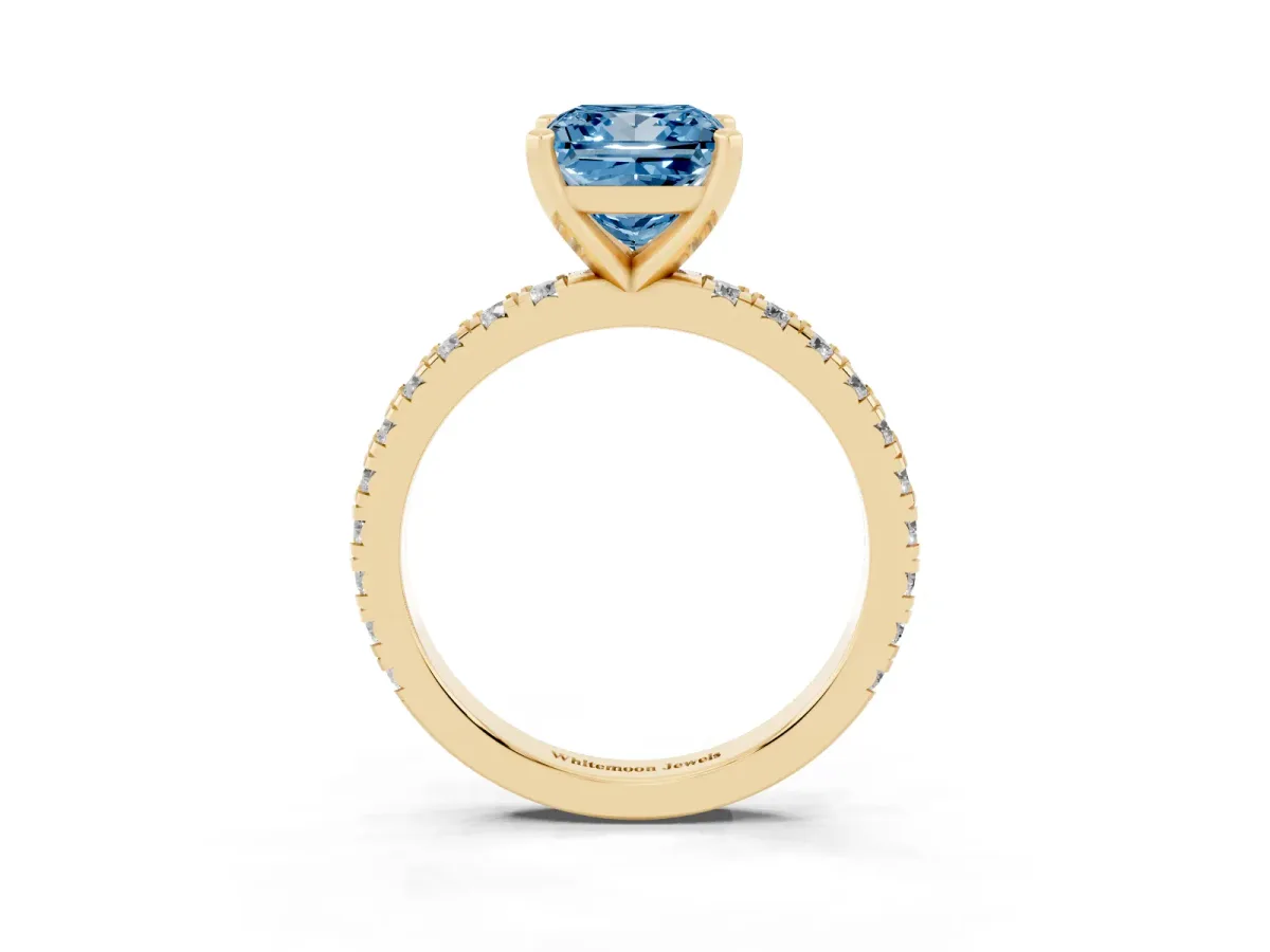 Fancy Blue Princess Cut Diamond Pavé Band Solitaire with Four-Prong Setting Yellow gold