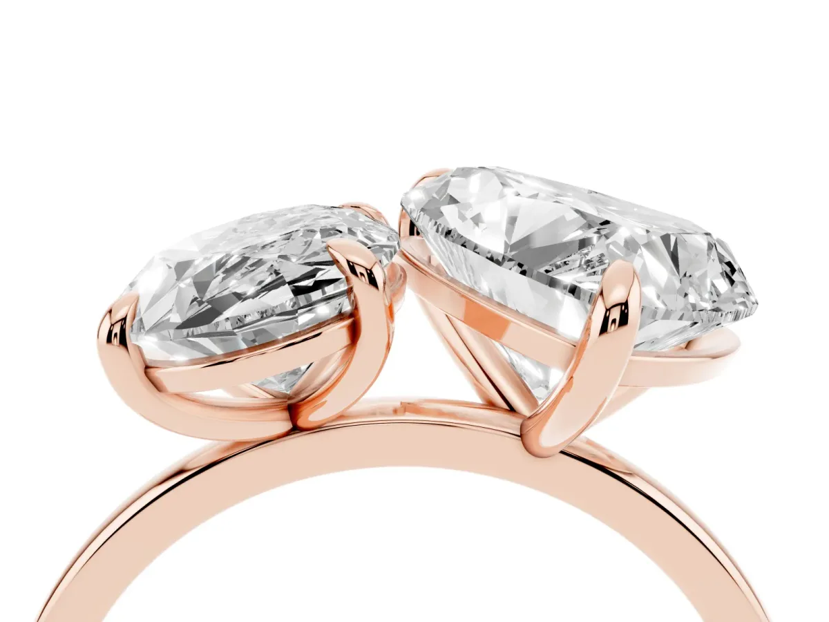 Oval and Heart Toi Moi Ring with Prong Setting and Plain Band Rose gold