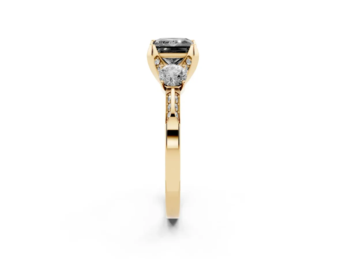 Fancy Black Princess Cut Brilliant Three-Stone Diamond Ring with Pavé Band and Four-Prong Setting Yellow gold
