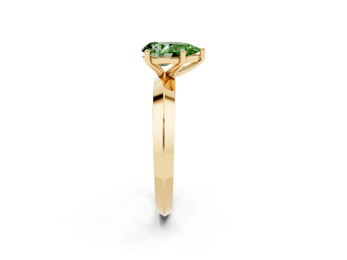 Fancy Green Pear Cut Cut Solitaire Engagement Ring with Flat Band and Four-Prong Setting Yellow gold