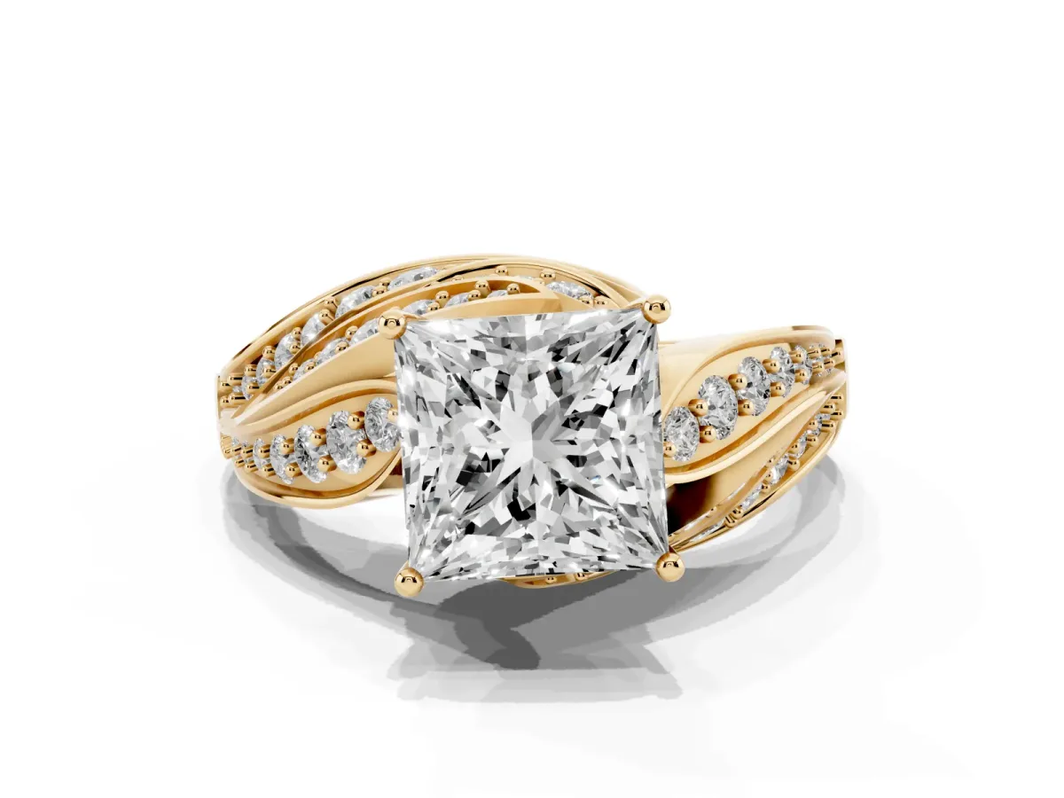Princess Cut Diamond Solitaire Ring with Prong Setting and Twisted Pavé Band Yellow gold