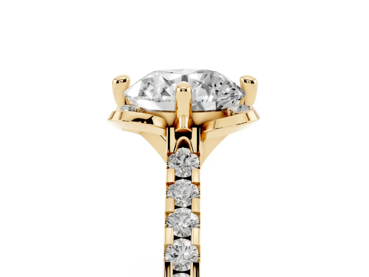 Round Cut Diamond Ring with Pavé Band and Floral Prong Setting Yellow gold