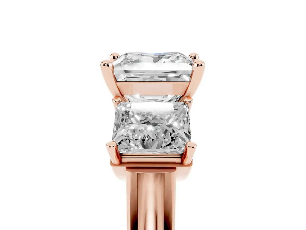 Three-Stone Princess Cut Brilliant Diamond Trellis Ring with Comfort Fit Band Rose gold