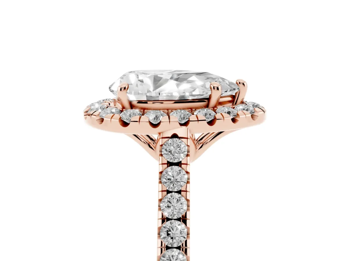 Pear Cut Halo Pavé Diamond Engagement Ring with Four-Prong Setting Rose gold