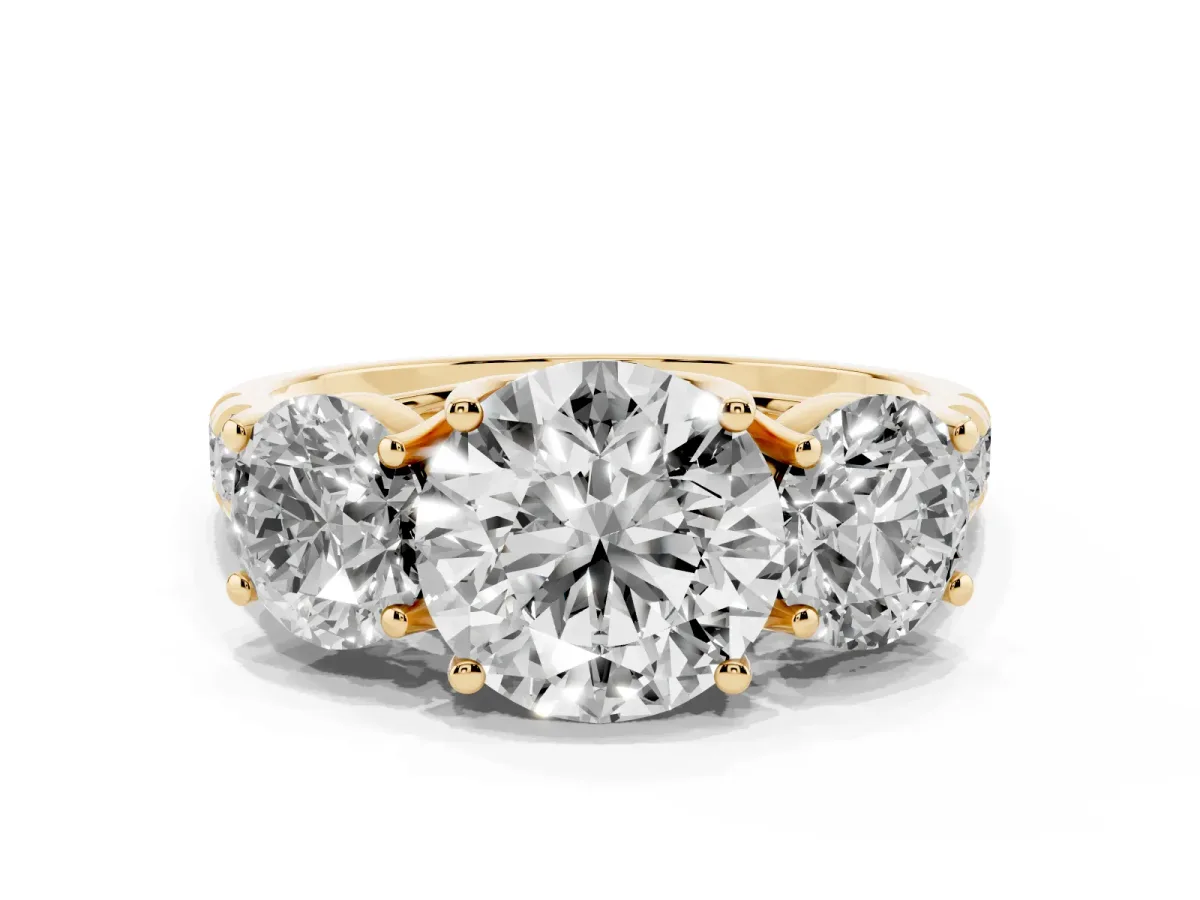 Three-Stone Round Cut Diamond Pavé Band with Prong Setting Yellow gold