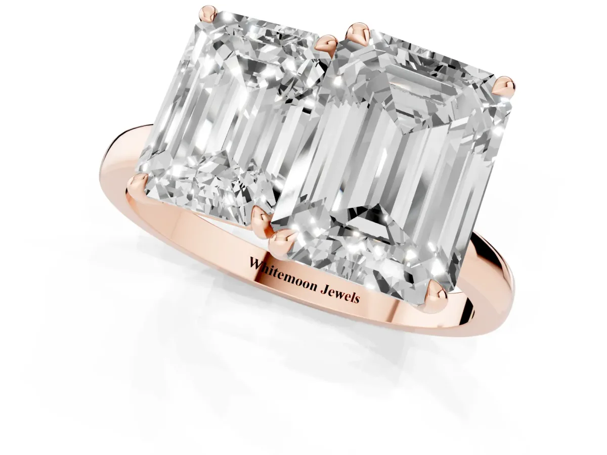 Emerald Cut and Emerald Cut Toi Moi Ring with Prong Setting Rose gold