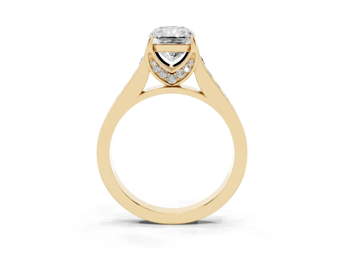 Radiant Cut Brilliant Cut Diamond Engagement Ring with Pavé Band and Four-Prong Setting Yellow gold