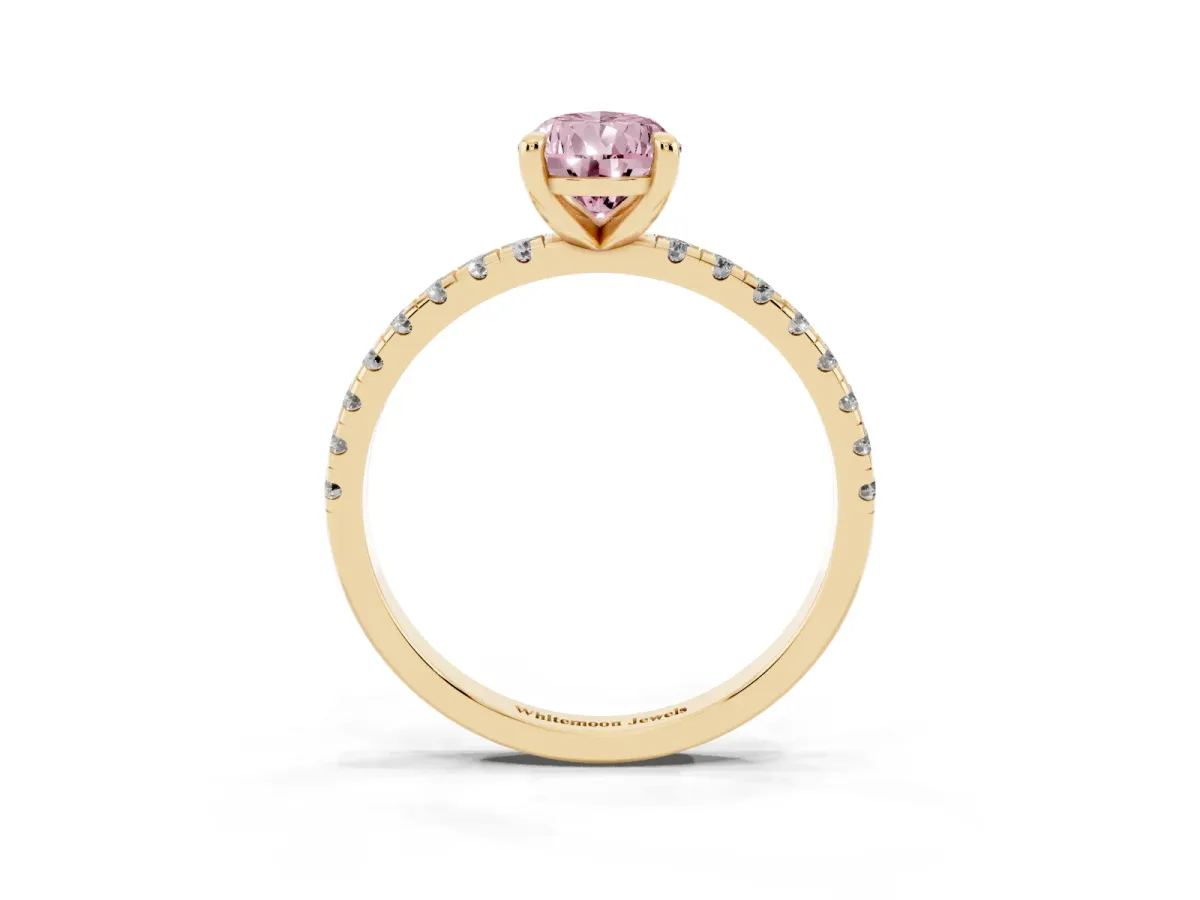 Fancy Pink Pear Cut Diamond Brilliant Solitaire Ring with Pavé Band and Four-Prong Setting Yellow gold