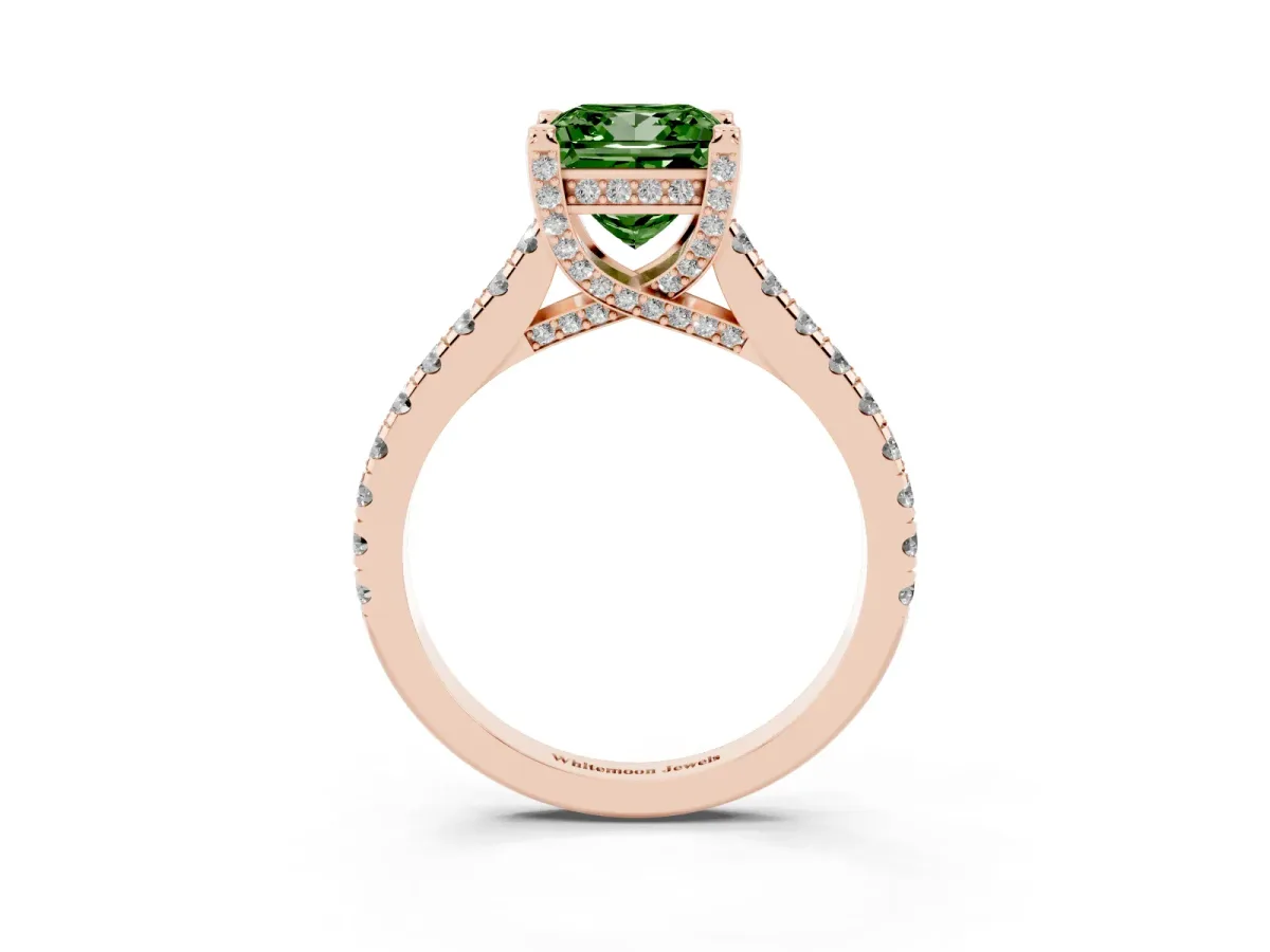 Fancy Green Princess Cut Brilliant Diamond Solitaire with Pavé Band and Four-Prong Setting Rose gold