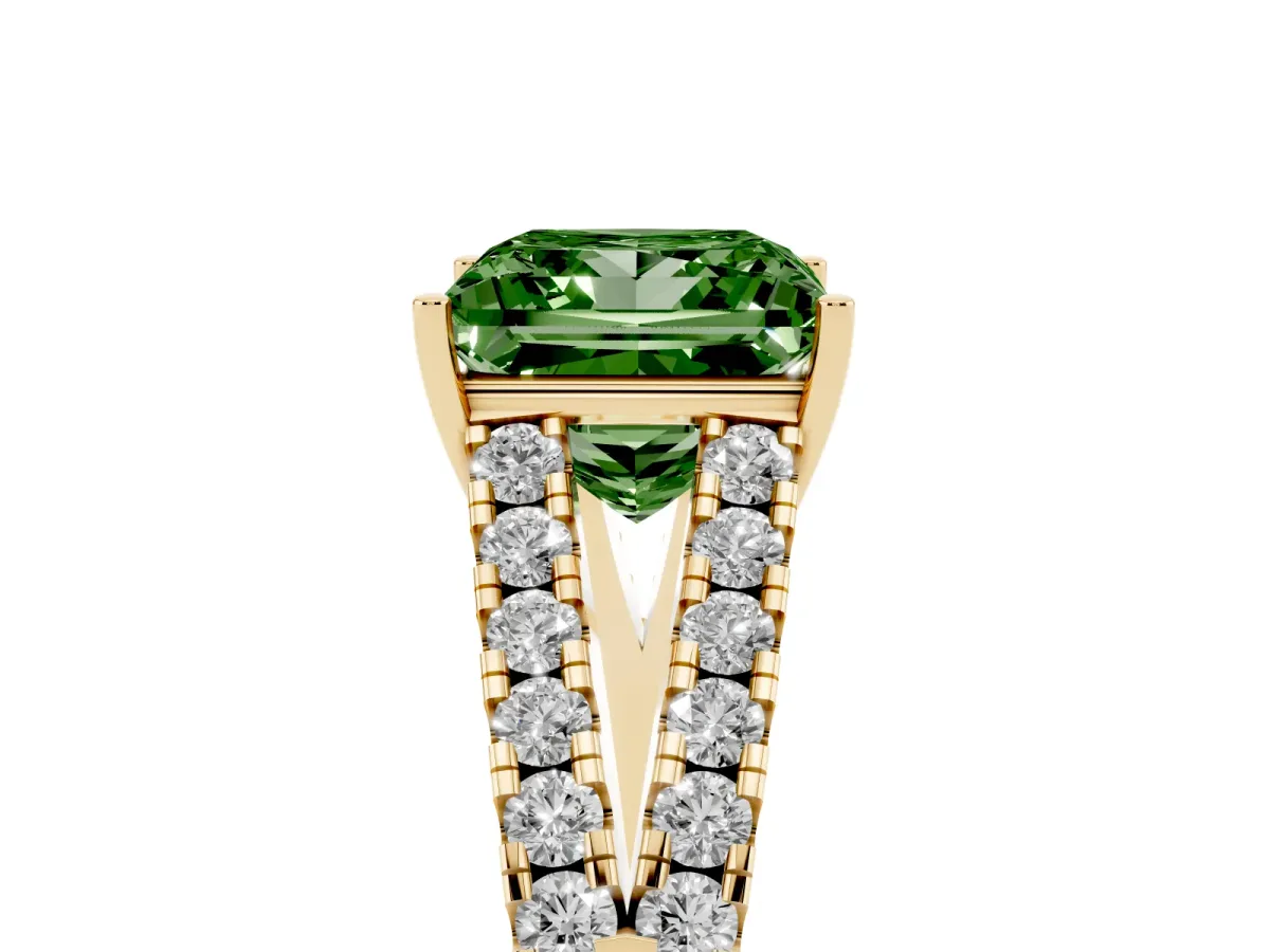 Fancy Green Princess Cut Diamond Split Shank Engagement Ring with Round Pavé and Prong Setting Yellow gold