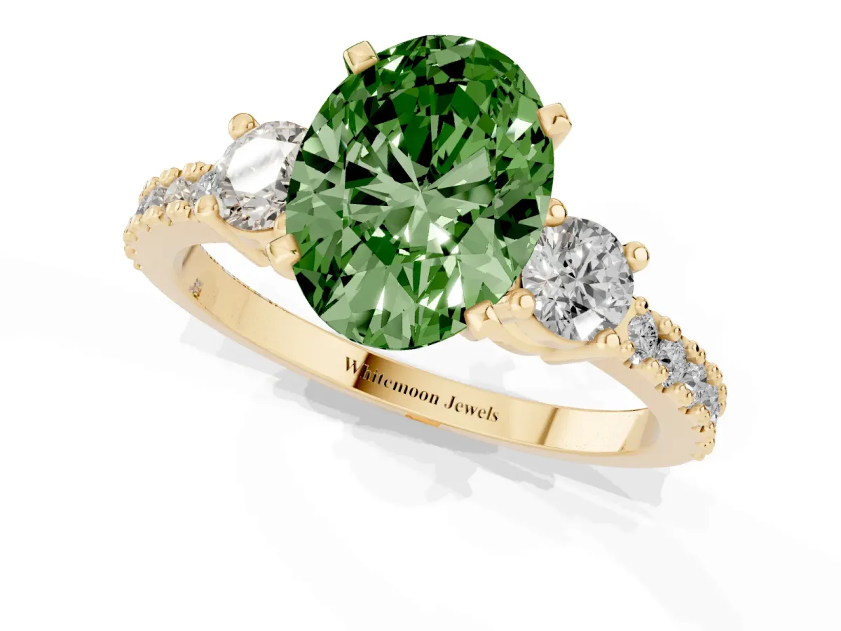 Fancy Green Oval Cut Three-Stone Diamond Pavé Band with Prong Setting Yellow gold