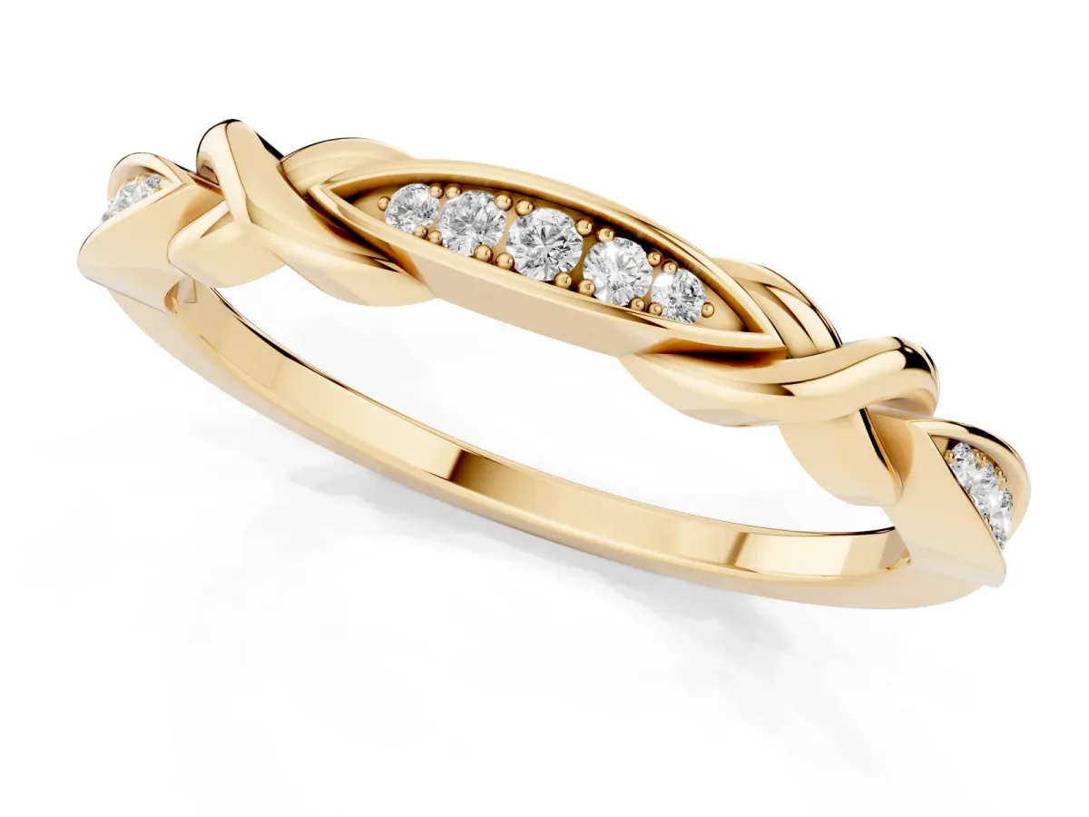 Twisted Marquise Diamond Pavé Band with Shared Prong Setting Yellow gold