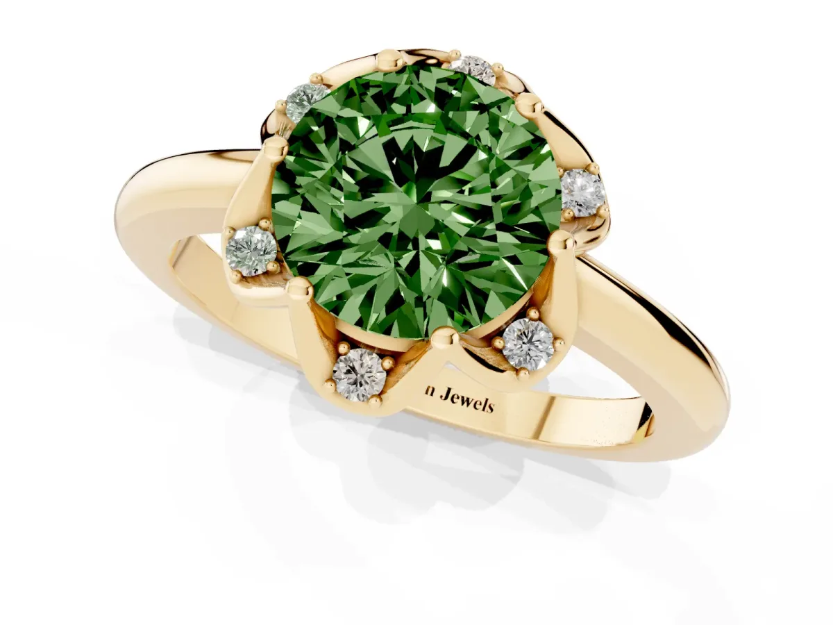 Fancy Green Round Cut Halo Diamond Ring with Round Cluster Setting, Solitaire Band, and Four-Prong Setting Yellow gold