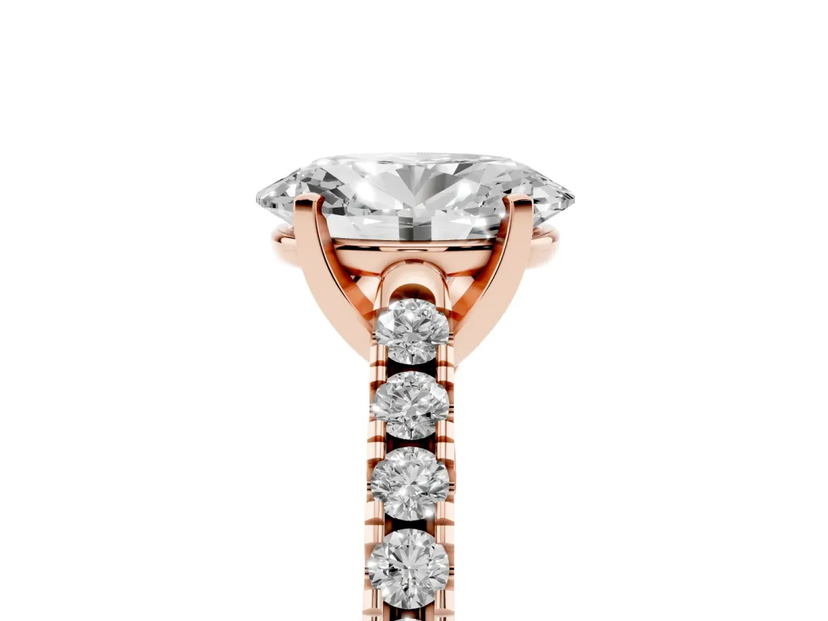 Oval Cut Diamond Pavé Band Solitaire Ring with Prong Setting Rose gold