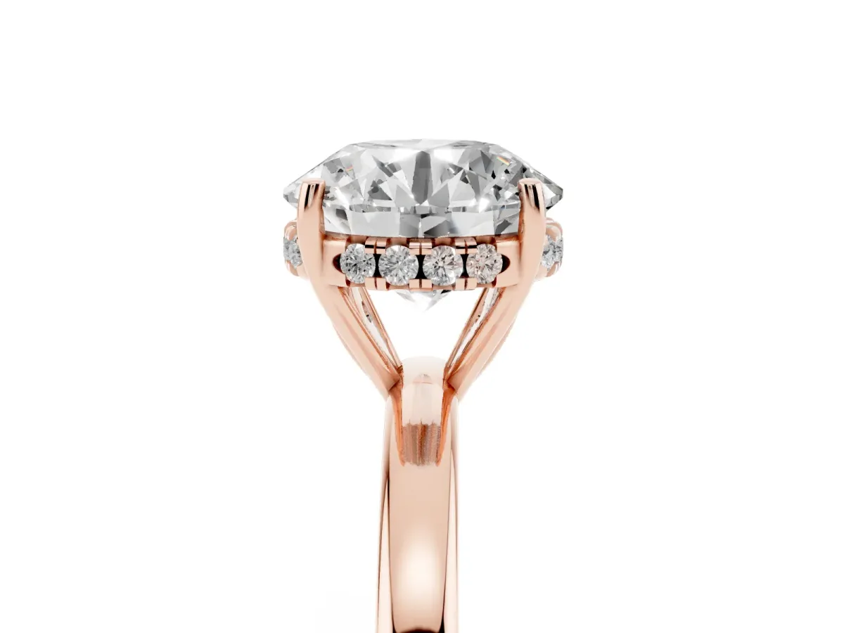 Round Cut Solitaire Diamond Ring with Prong Setting and Plain Band Rose gold