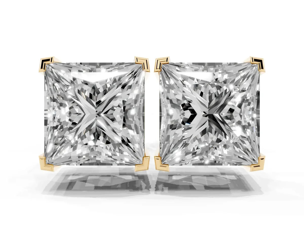 Princess Cut Diamond Stud Earrings Yellow gold