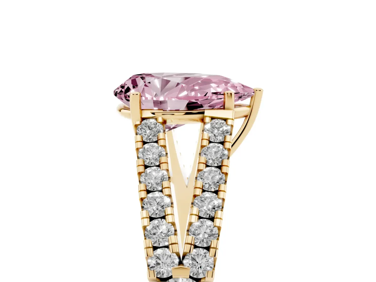 Fancy Pink Pear Cut Diamond Split Shank Pavé Engagement Ring with Four-Prong Setting Yellow gold