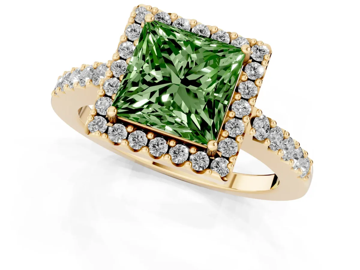 Fancy Green Princess Cut Halo Diamond Pavé Solitaire Ring Yellow gold