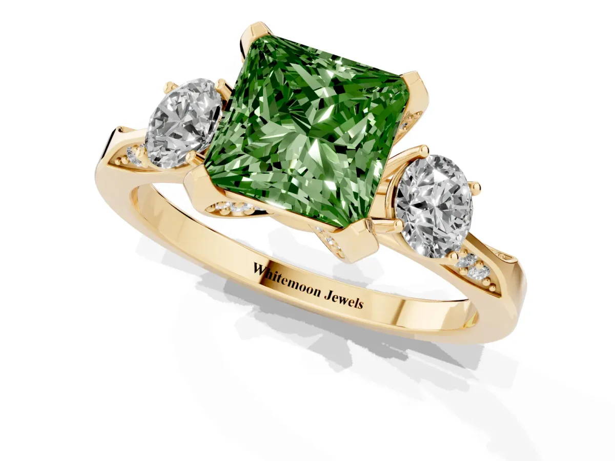Fancy Green Princess Cut Brilliant Three-Stone Diamond Ring with Pavé Band and Four-Prong Setting Yellow gold