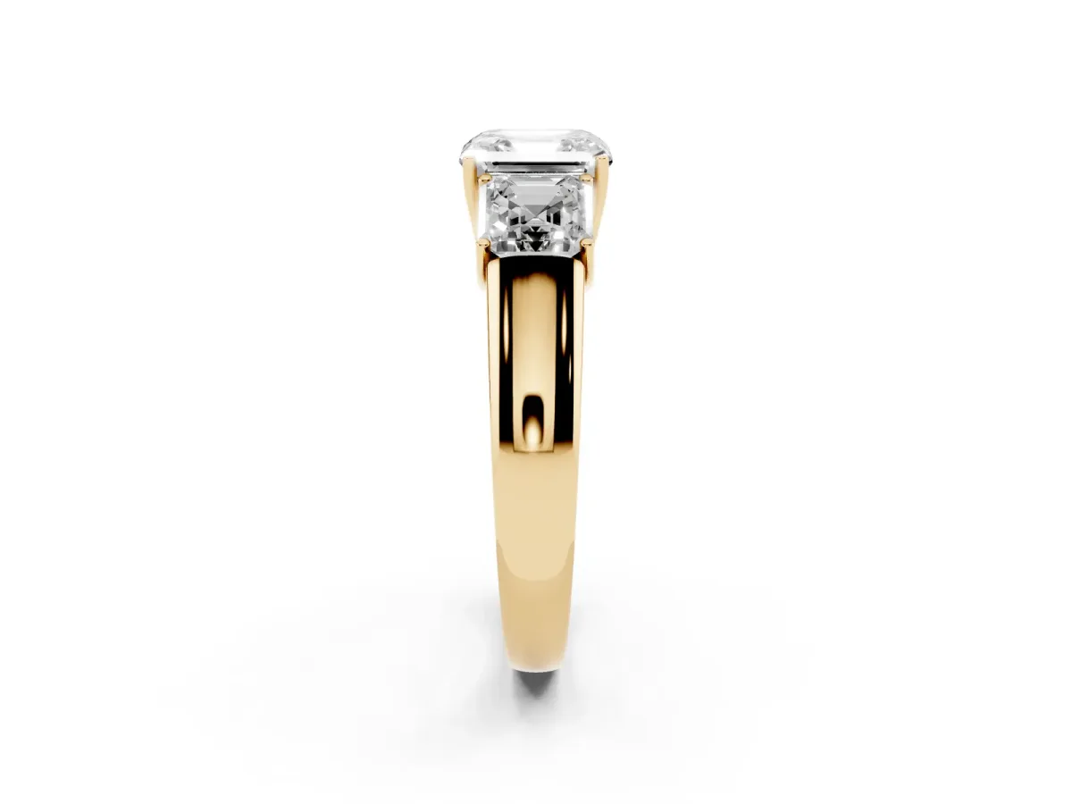 Three-Stone Asscher Cut Cut Diamond Ring with Prong Setting and Classic Band Yellow gold
