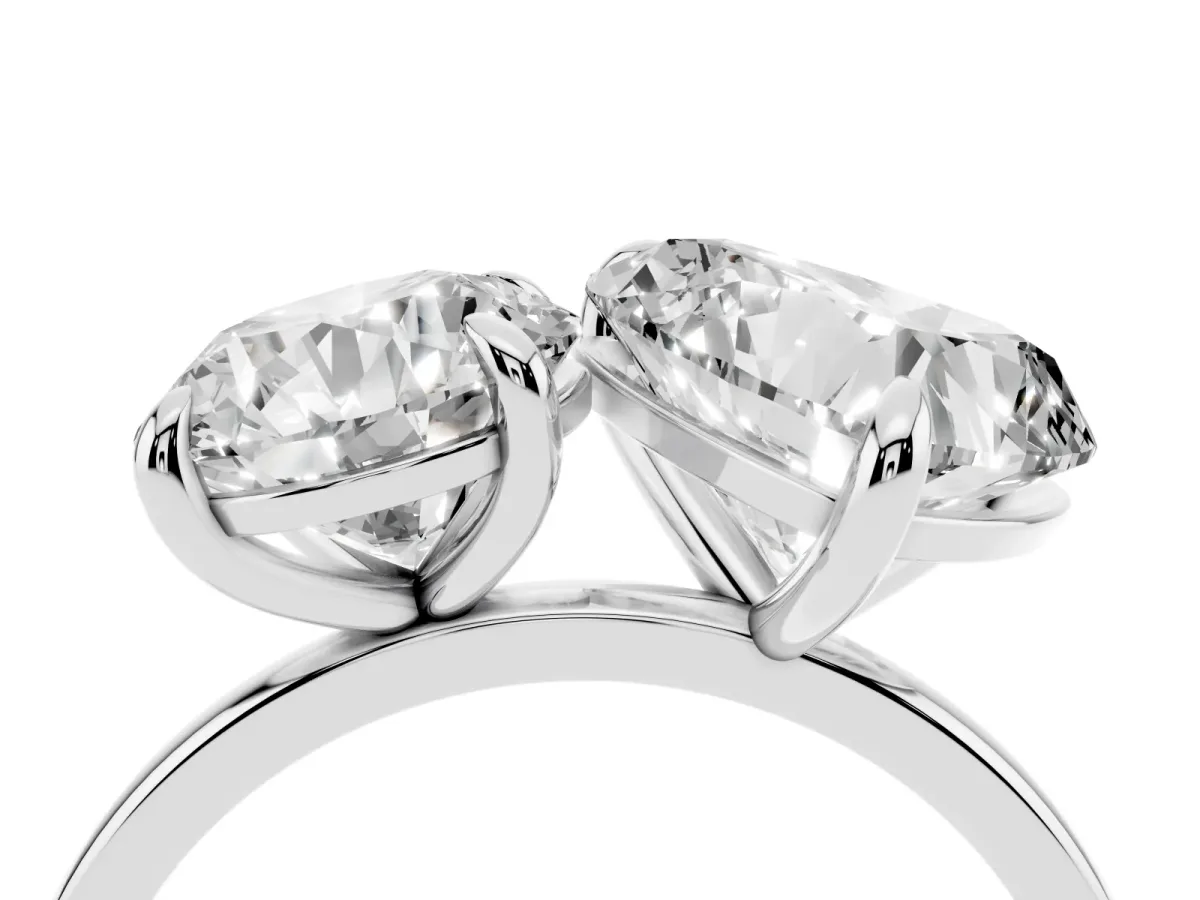 Round and Heart Toi Moi Ring with Prong Setting and Plain Band Silver