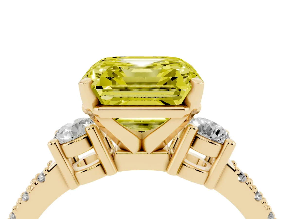 Fancy Yellow Asscher Cut Three-Stone Diamond Pavé Band with Prong Setting Yellow gold