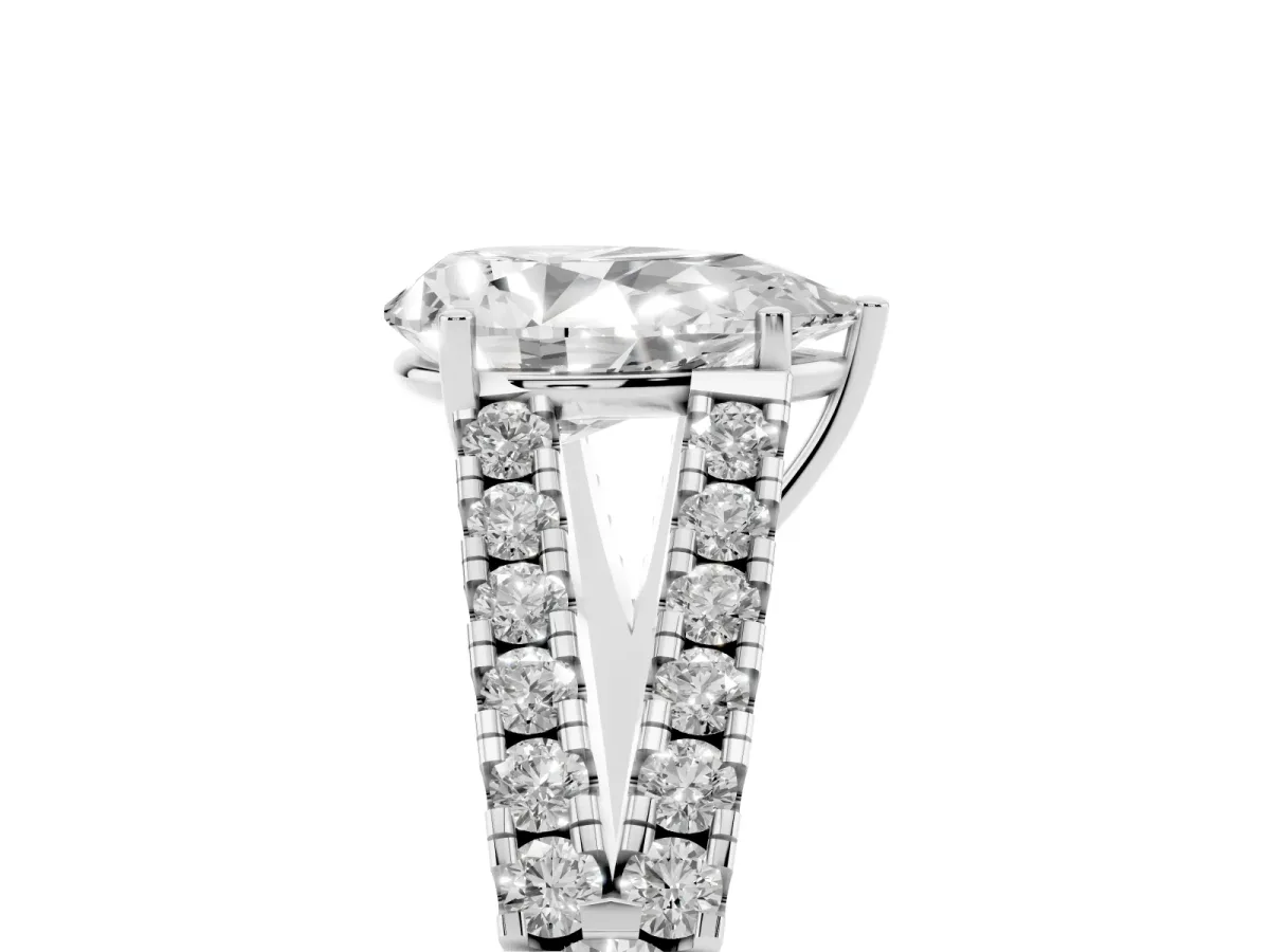 Pear Cut Diamond Split Shank Pavé Engagement Ring with Four-Prong Setting Platinum