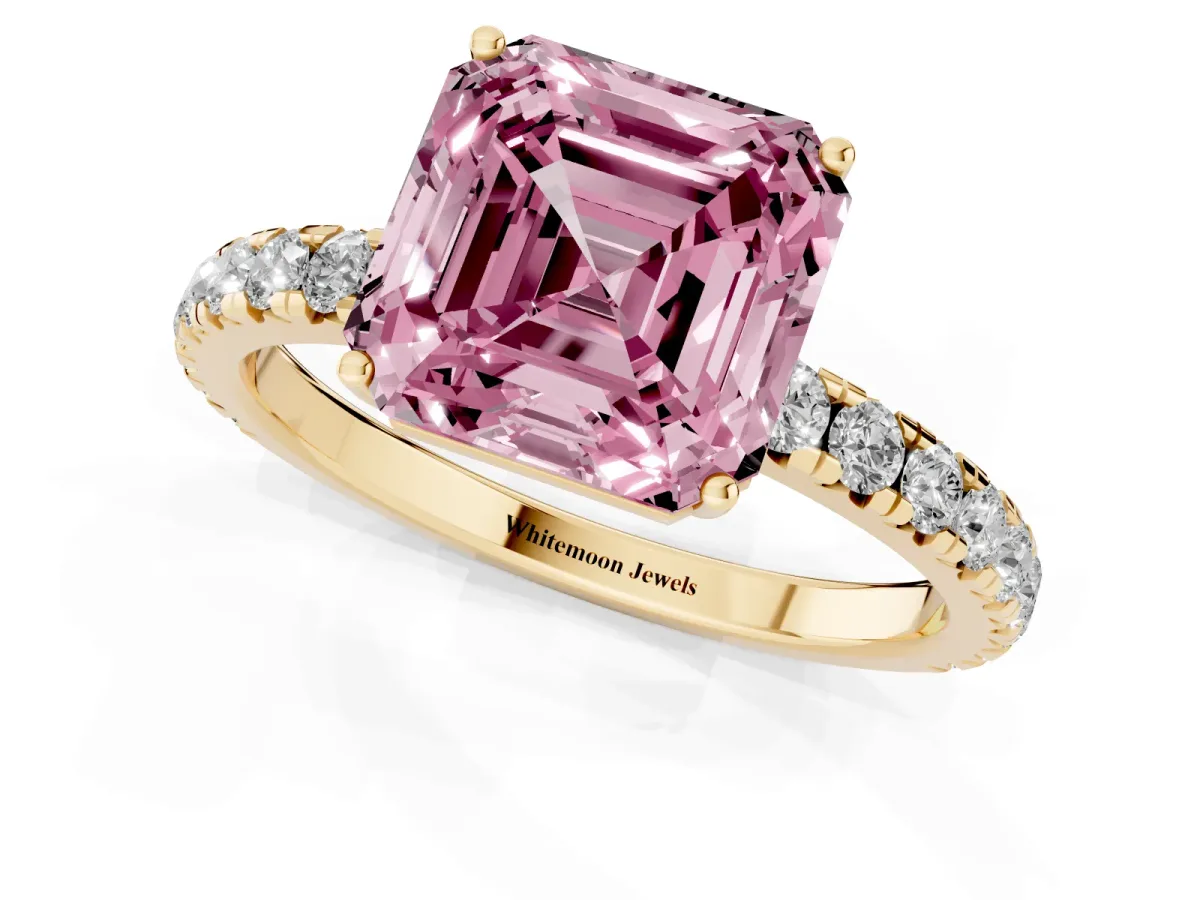 Fancy Pink Asscher Cut Diamond Pavé Solitaire Engagement Ring with Four-Prong Setting Yellow gold