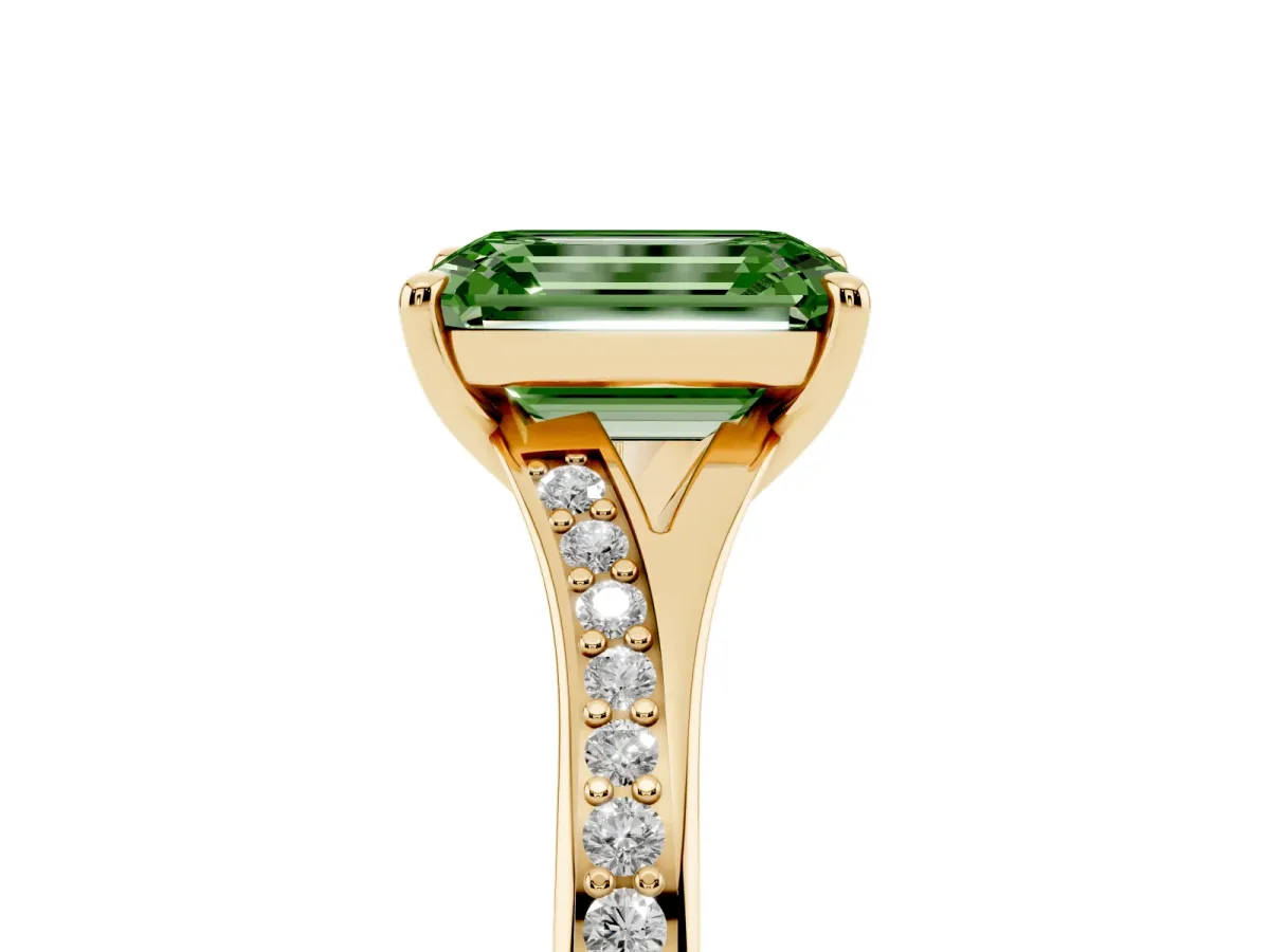 Fancy Green Emerald Cut Diamond Solitaire Ring with Pavé Band and Prong Setting Yellow gold