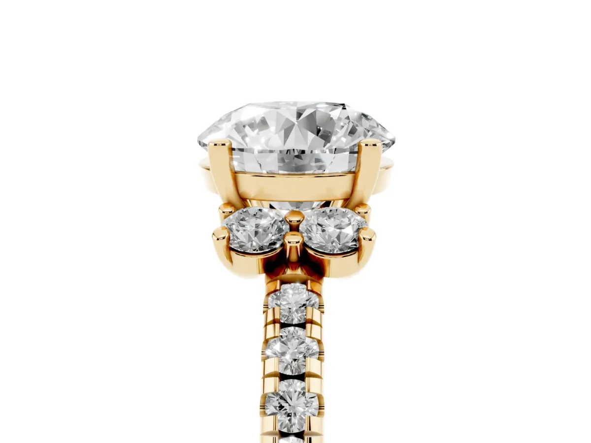 Round Cut Diamond Three-Stone Pave Band with Four-Prong Setting Yellow gold