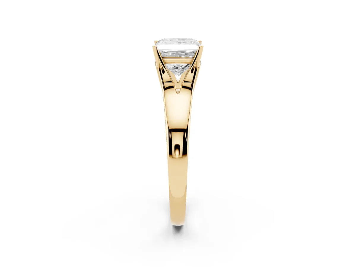 Princess Cut Solitaire Diamond Ring with Cathedral Band and Four-Prong Setting Yellow gold