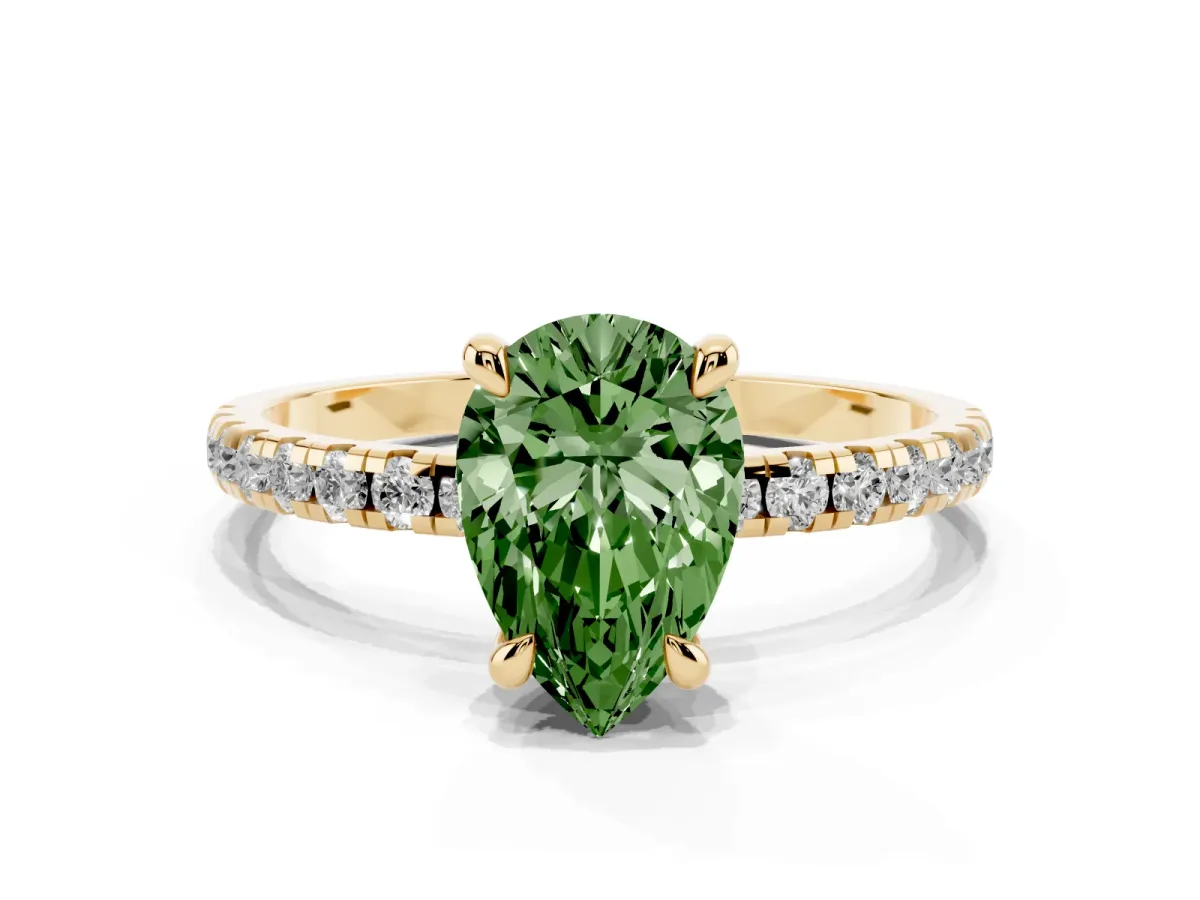 Fancy Green Pear Cut Diamond Brilliant Solitaire Ring with Pavé Band and Four-Prong Setting Yellow gold