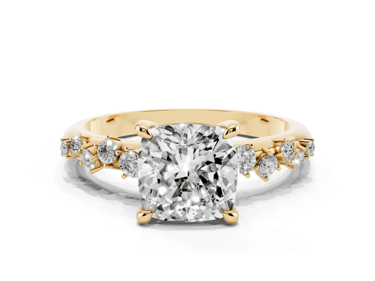 Cushion Cut Cut Diamond Vine Band with Four-Prong Setting Yellow gold