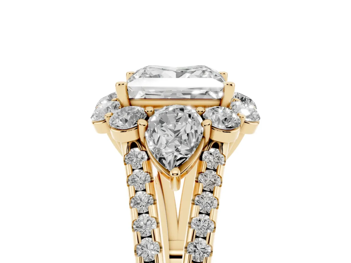 Princess Cut Halo Split Shank Diamond Engagement Ring with Prong Setting Yellow gold