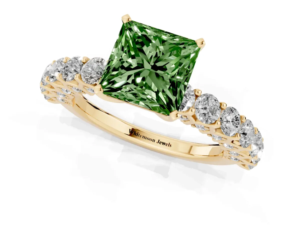 Fancy Green Princess Cut Diamond Solitaire Ring with Shared Prong Pavé Band and Four-Prong Setting Yellow gold
