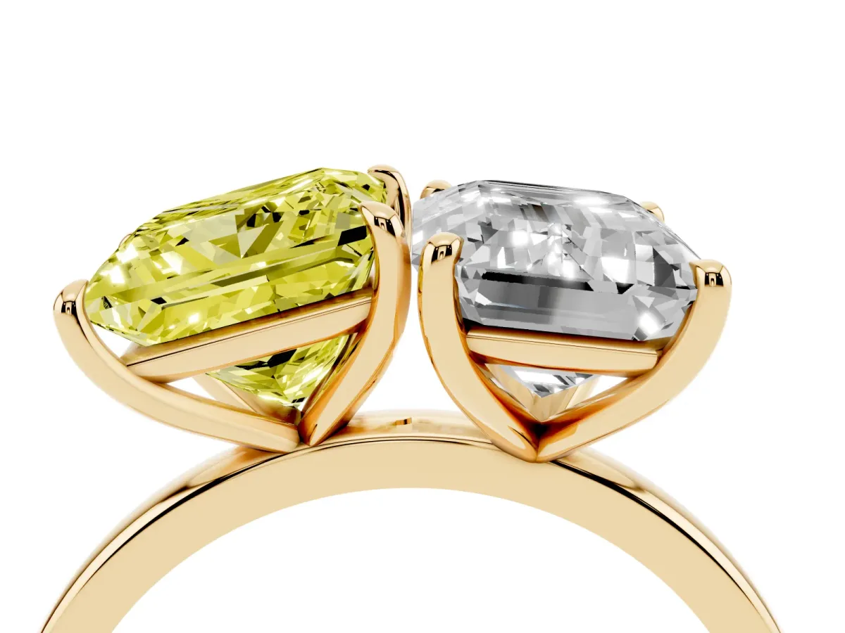Fancy Yellow Princess Cut and Emerald Cut Toi Moi Ring with Prong Setting Yellow gold