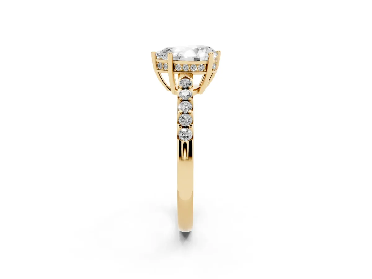 Pear Cut Solitaire Diamond Engagement Ring with Pavé Band and Six-Prong Setting Yellow gold