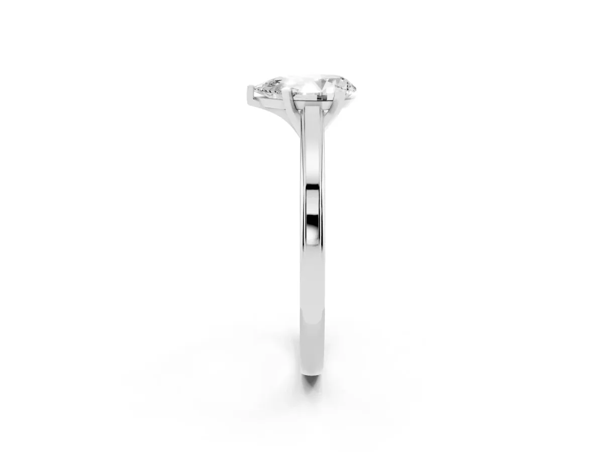Pear Cut Solitaire Diamond Ring with Four-Prong Setting and Classic Band Platinum
