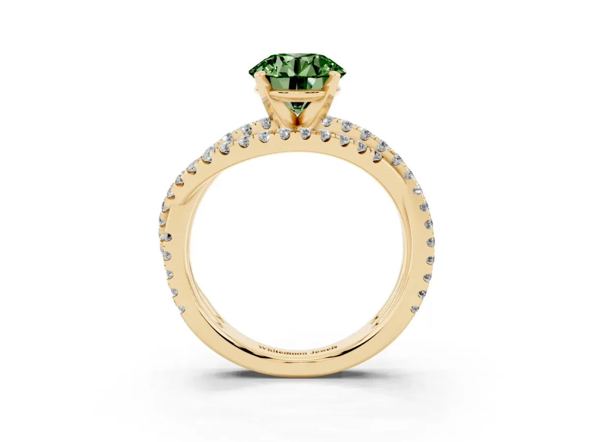 Fancy Green Round Cut Solitaire Twist Band with Pavé Setting and Four-Prong Setting Yellow gold