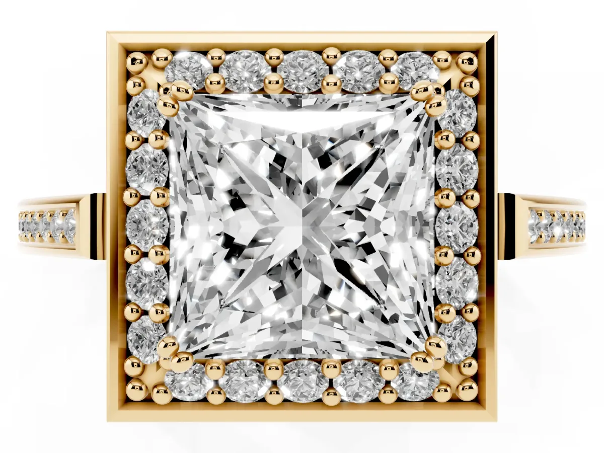Princess Cut Diamond Halo Ring with Split Shank and Four-Prong Setting Yellow gold