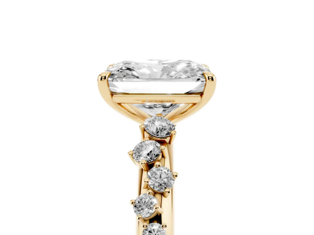 Radiant Cut Diamond Cluster Prong-Set Solitaire Ring Yellow gold