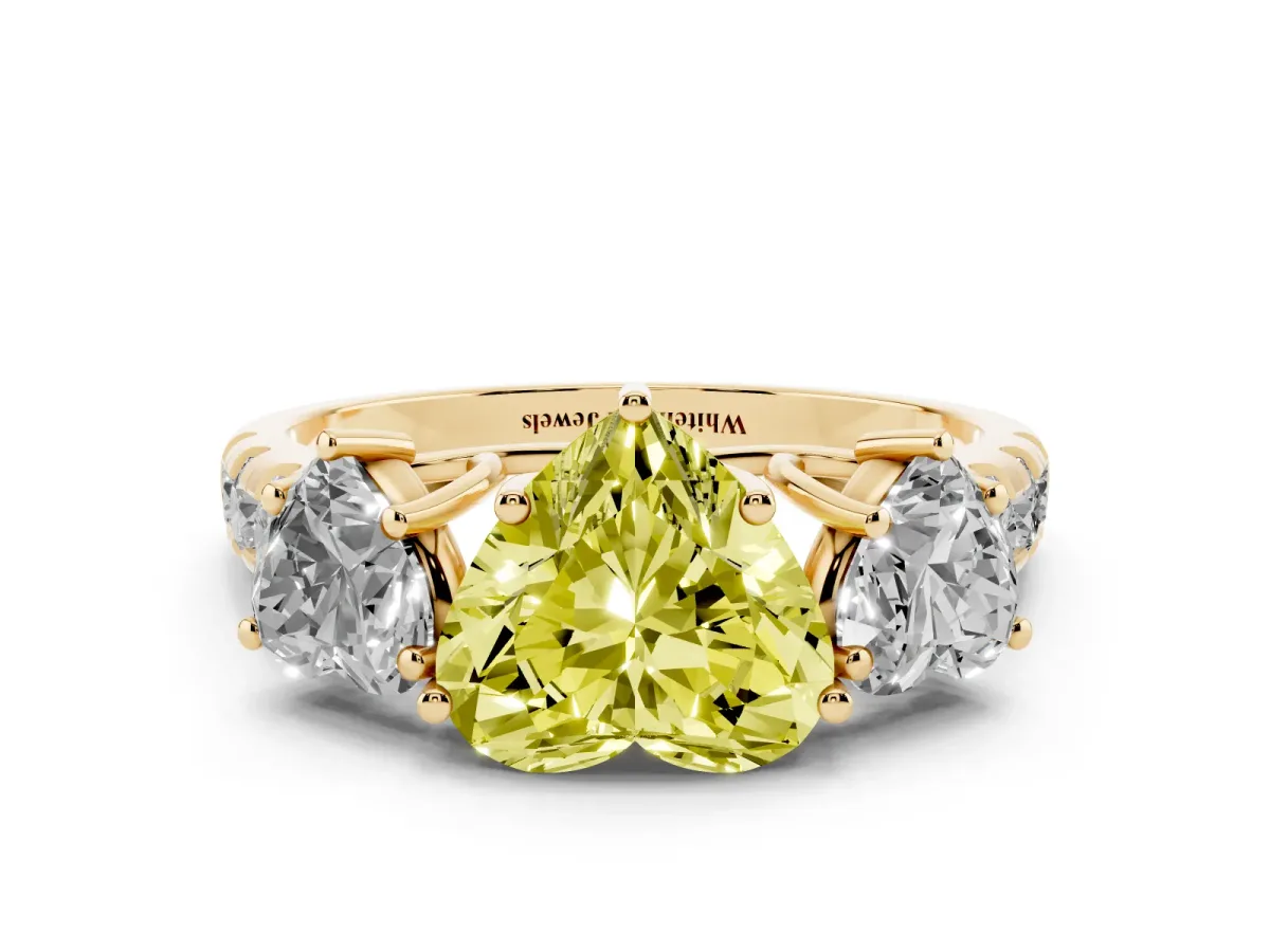 Fancy Yellow Three-Stone Heart Cut Diamond Pavé Band with Prong Setting Yellow gold