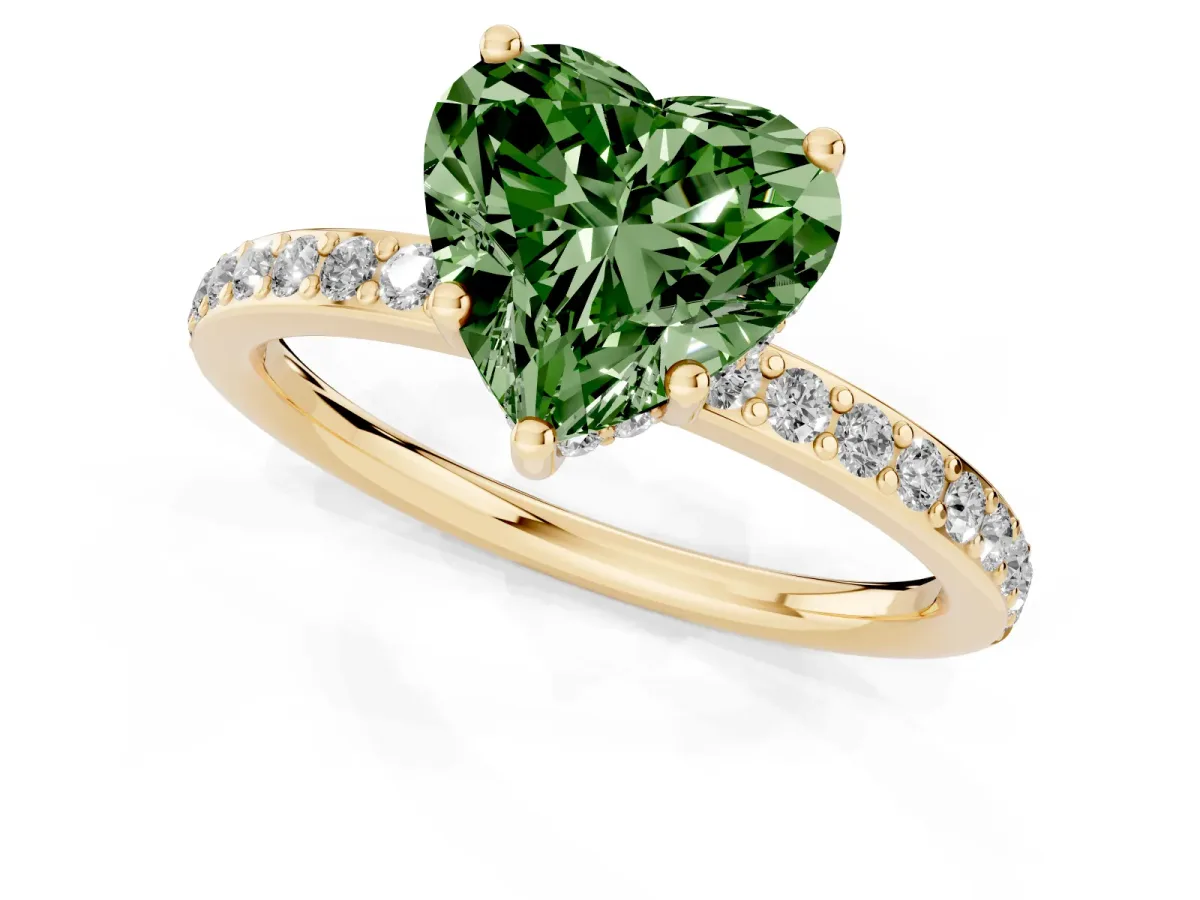 Fancy Green Heart Cut Cut Diamond Pavé Band Ring with Four-Prong Setting Yellow gold