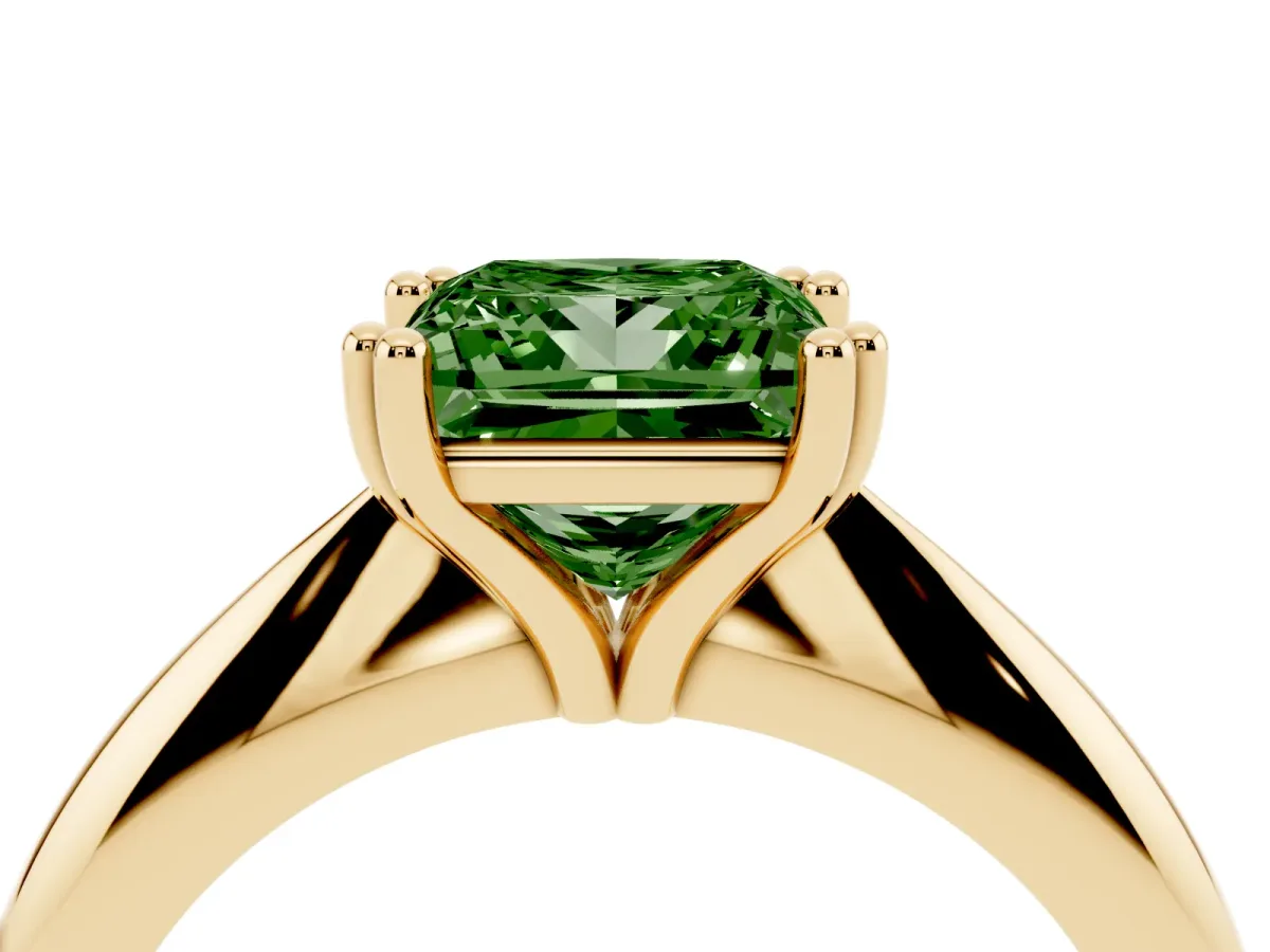 Fancy Green Princess Cut Cut Solitaire Engagement Ring with Tapered Band and Four-Prong Setting Yellow gold
